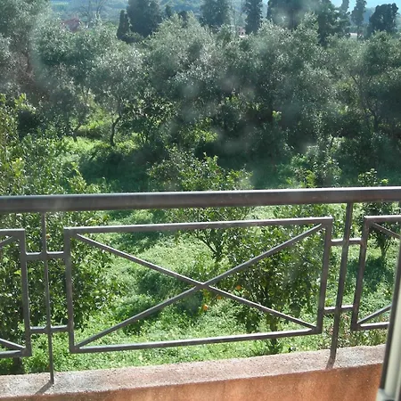 Kalamos Due Apartment Patti
